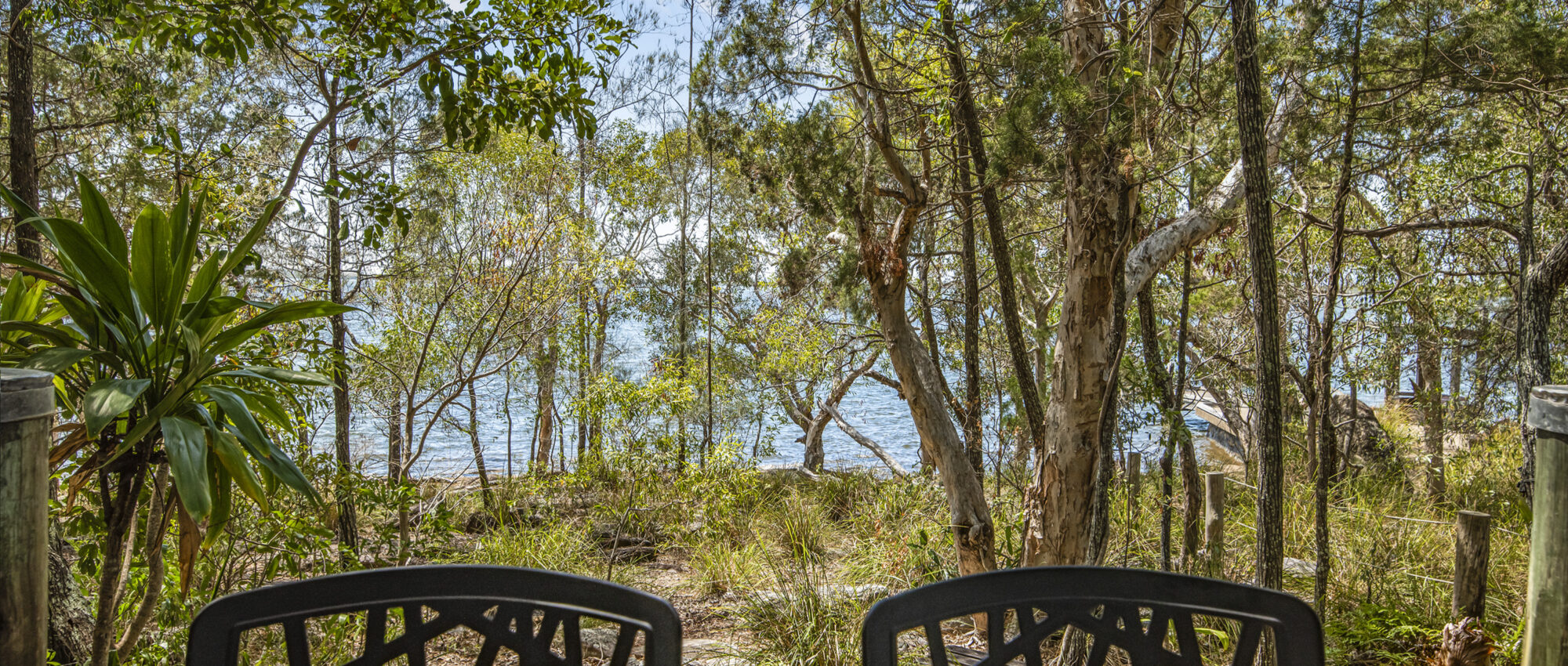 THE JETTY ESCAPE – BOREEN POINT